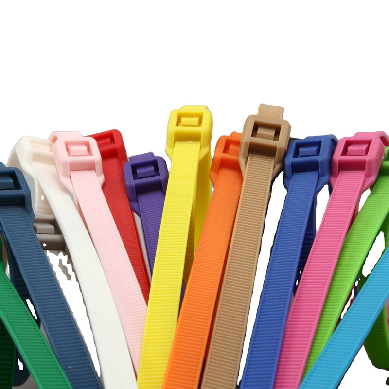 ¿Cómo usar corbatas de cable?